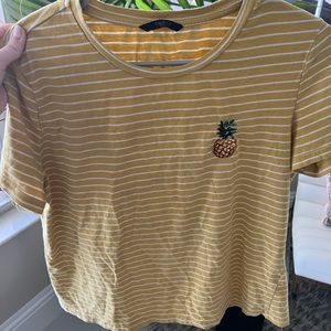 Women’s SHEIN Pineapple Striped Graphic T-Shirt, size large (8-10)